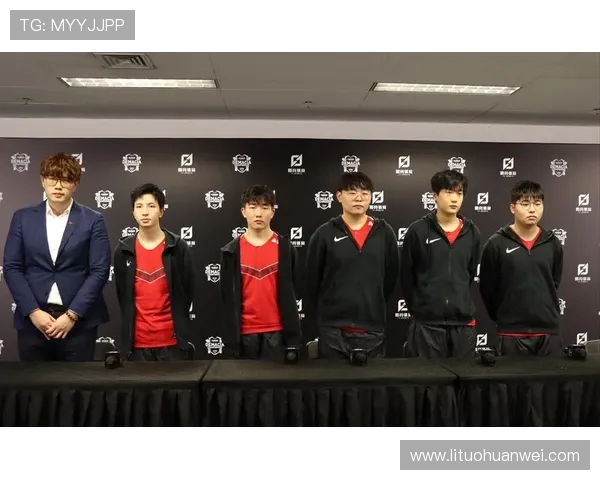 LPL德玛西亚杯激烈角逐豪强云集赛季巅峰对决等你见证 LPL德玛西亚杯激烈角逐豪强云集赛季巅峰对决等你见证