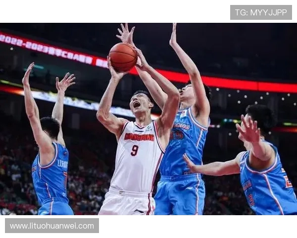 广东宏远全新赛季目标冲击总冠军展望球队核心阵容与未来发展方向 广东宏远全新赛季目标冲击总冠军展望球队核心阵容与未来发展方向