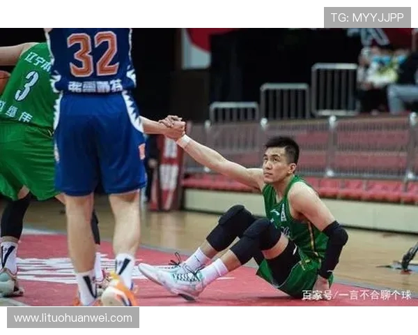 武汉乒乓球队与上海乒乓球队赛后复盘分析团队配合与战术执行情况