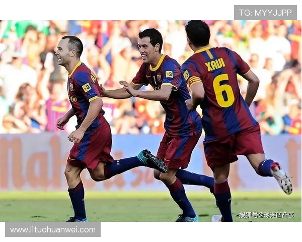 2017年巴塞罗那逆转巴黎圣日耳曼的传奇之战回顾与分析